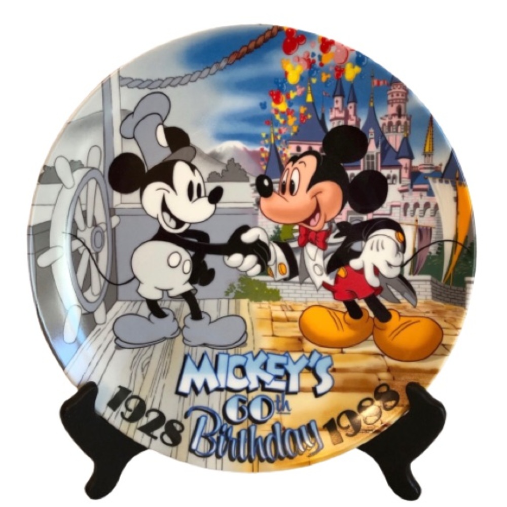 VINTAGE NIB Disney 60th Birthday Plate 1988